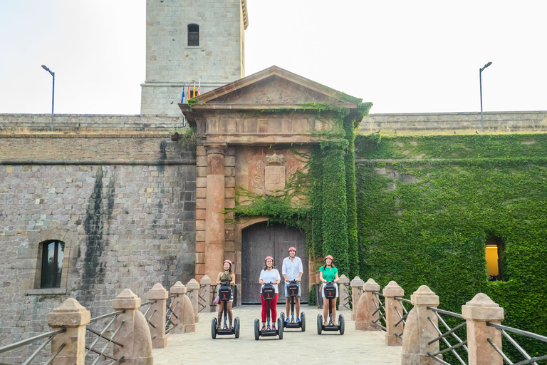 Barcelona: Segway-tur till MontjuïcBarcelona: Montjuïc Segway Tour