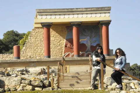 Knossos Lasithi, Villages, Terre de Zeus et Tour de l'huile d'olive
