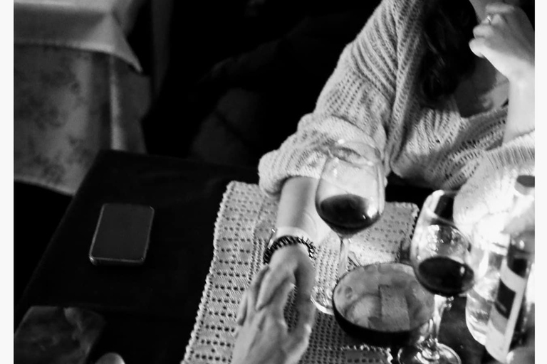 Vila Nova de Gaia: dinner at the only Traditional Fado House
