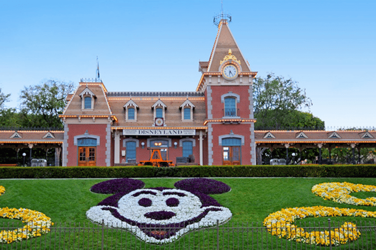 Anaheim: 4-Day Disneyland Resort Vacation Package