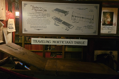 St. Augustine: Ghosts and Gravestones Old Town Trolley Tour