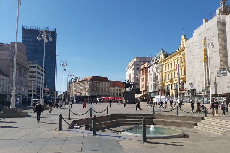 Zagreb: Compact private city tour in German with a local guide Zagreb: Compact city tour in German with a licensed local guide