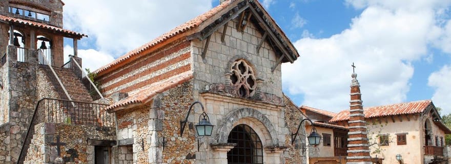 Punta Cana : Excursion d'une journée sur l'île de Saona et à Altos de Chavón