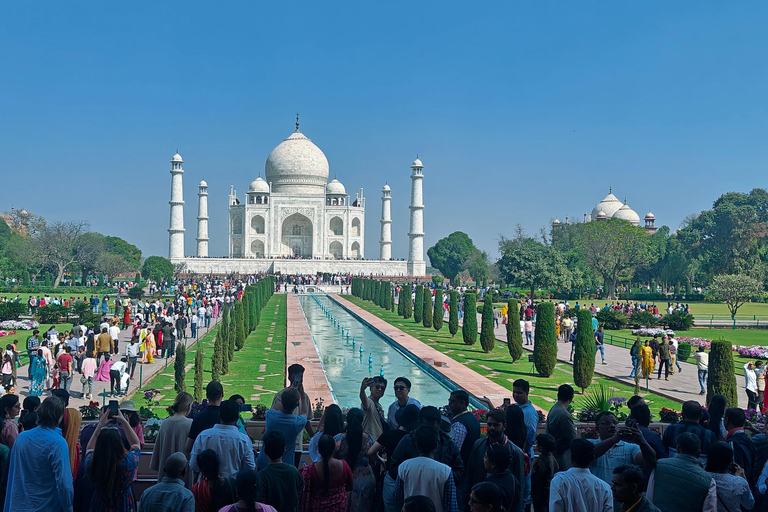 From Delhi: Same Day Round-Trip Tour By Car To Taj Mahal Tour with Car, Driver & Live Tour Guide