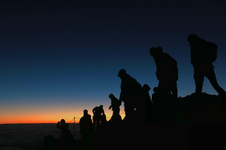 Hike under stars and Skywatching with astronomer at Teide