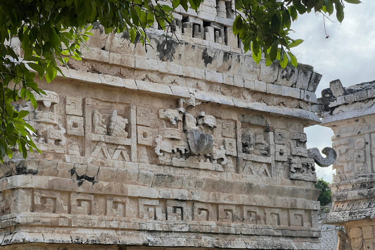 From Valladolid: Chichen Itza & 2 Cenotes Sightseeing Tour From Valladolid: Tour to Chichen Itza & 2 Cenotes