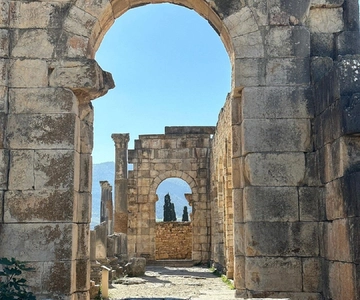 From Fes Day Trip to Meknes,Volubilis,Moulay Idriss Zerhoun
