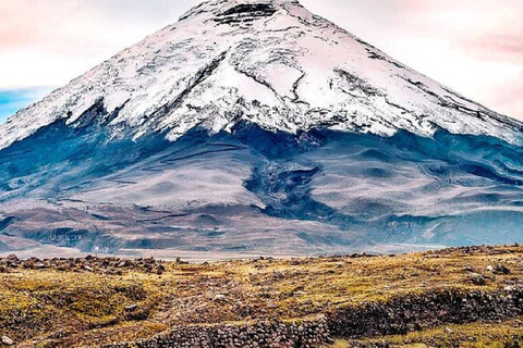 Quito: 2-Day Cotopaxi Climbing Tour