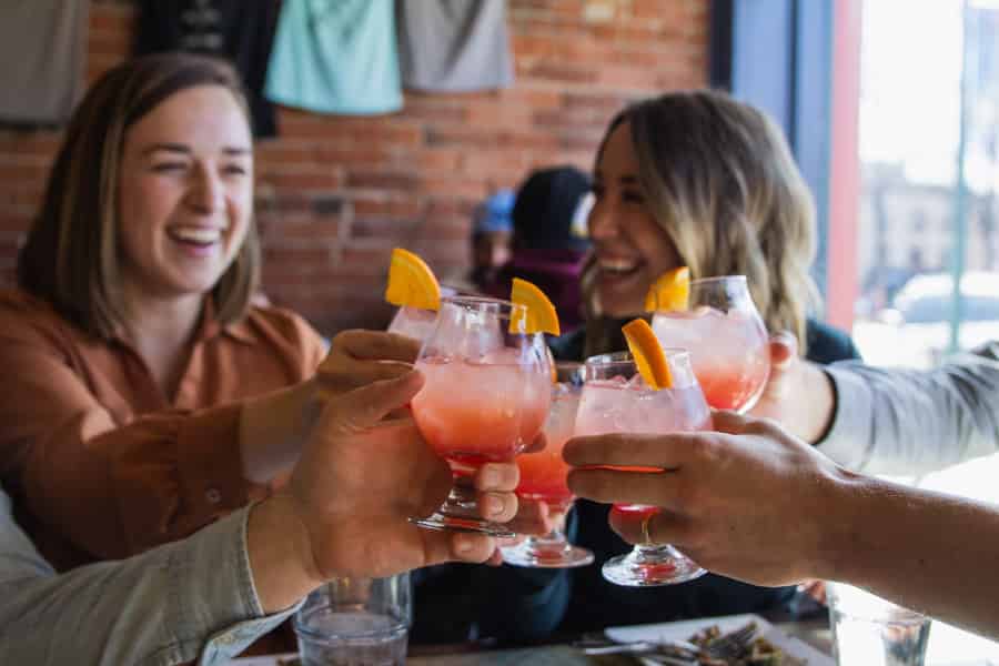 Colorado Springs: Originelle 3-stündige Foodtour zu Fuß. Foto: GetYourGuide