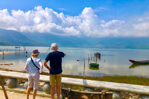 Hoi An: Prywatny samochód przez wspaniałe przystanki do/z Hue (w jedną stronę)Z Hoi An/Hue do Hoi An przez Złoty Most i Hai Van P