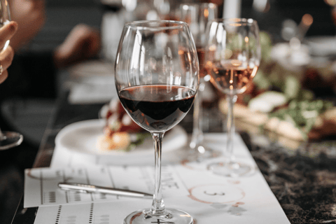 Visite privée de luxe : Sites antiques de Némée et dégustation de vin