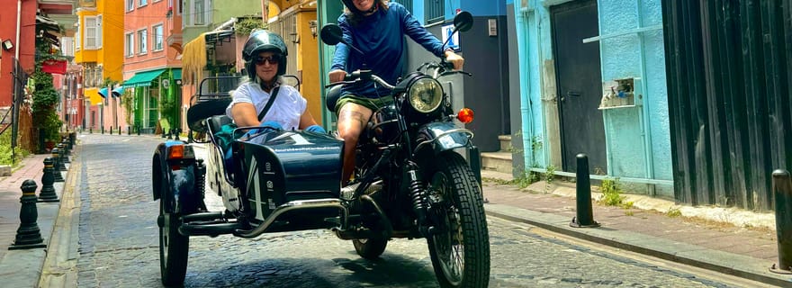 Istanbul : visite en side-car, sites incontournables, trésors cachés et 2 continents