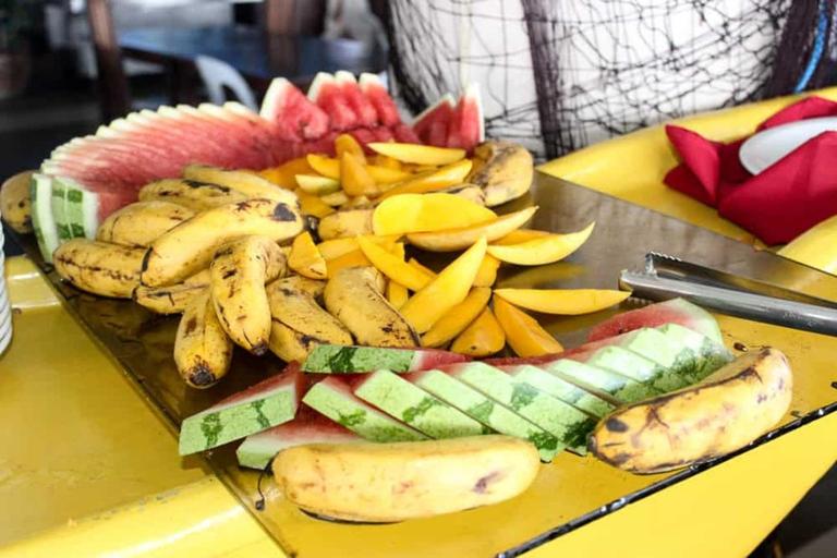 Mactan: Cebu Island Hopping Boat Tour with Lunch