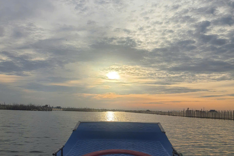 Hue: Tam Giang Lagoon Sunset Tour med fisk- och skaldjursmiddag