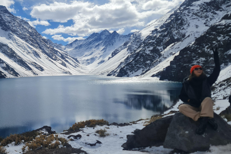 Experience Portillo and Laguna del Inca with a picnic. Santiago - The Andes - Laguna del Inca and Portillo