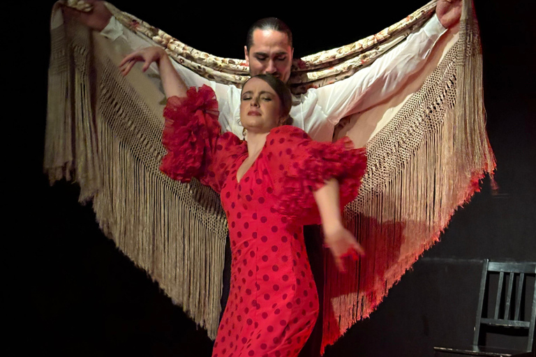 Madrid: oudejaarsdiner en show bij Flamenco Las TablasMadrid: oudejaarsdiner en show in Flamenco Las Tablas