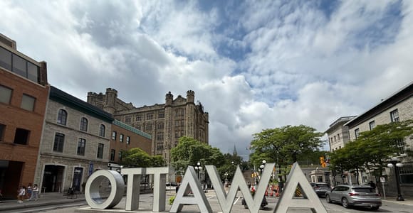 Ottawa: ByWard Market Foodtour mit 7 lokalen Verkostungen