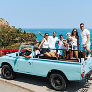 Costa Brava-Tour im Oldtimer-Geländewagen: Lloret de Mar & versteckte Highlights