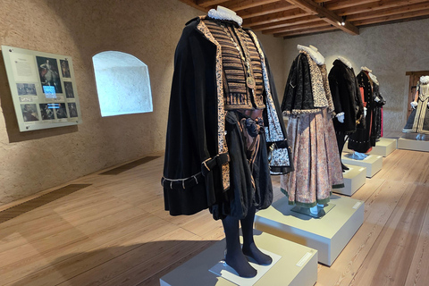 From Riga: Bauska Castle & Rundāle Palace Half Day Trip