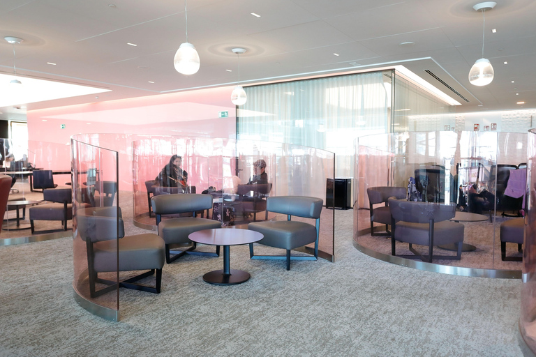 Barcelona: Toegang tot de Pau Casals VIP Lounge op de luchthaven (T1)