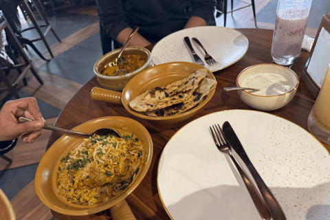 Delhi: Old and New Delhi Private Full or Half-Day Tour Full Day Tour with Guide Only - (Without Car & Driver)