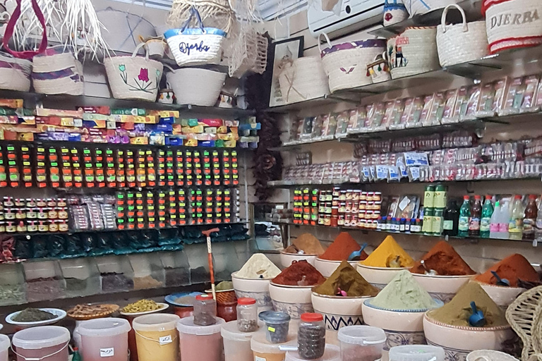 正宗杰尔巴：日落马车之旅和东方小吃正宗杰尔巴岛：日落马车之旅和免费东方小吃