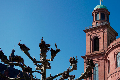 Frankfurt: Discover the heart of Frankfurt - a city tour in German