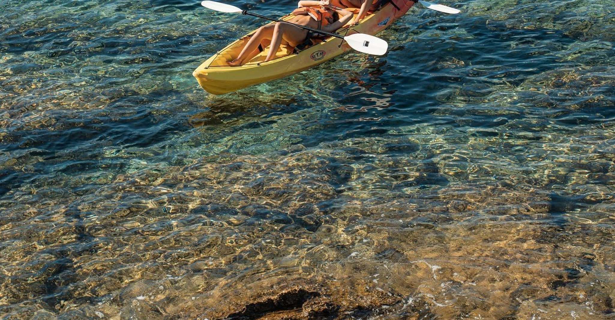 Discover the Island Dragonera by kayak and on foot - Housity