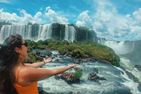 Tour Cataratas do Iguassu in Brazil and Argentina, 1 day. Day tour, both sides of the Falls in 1 day.
