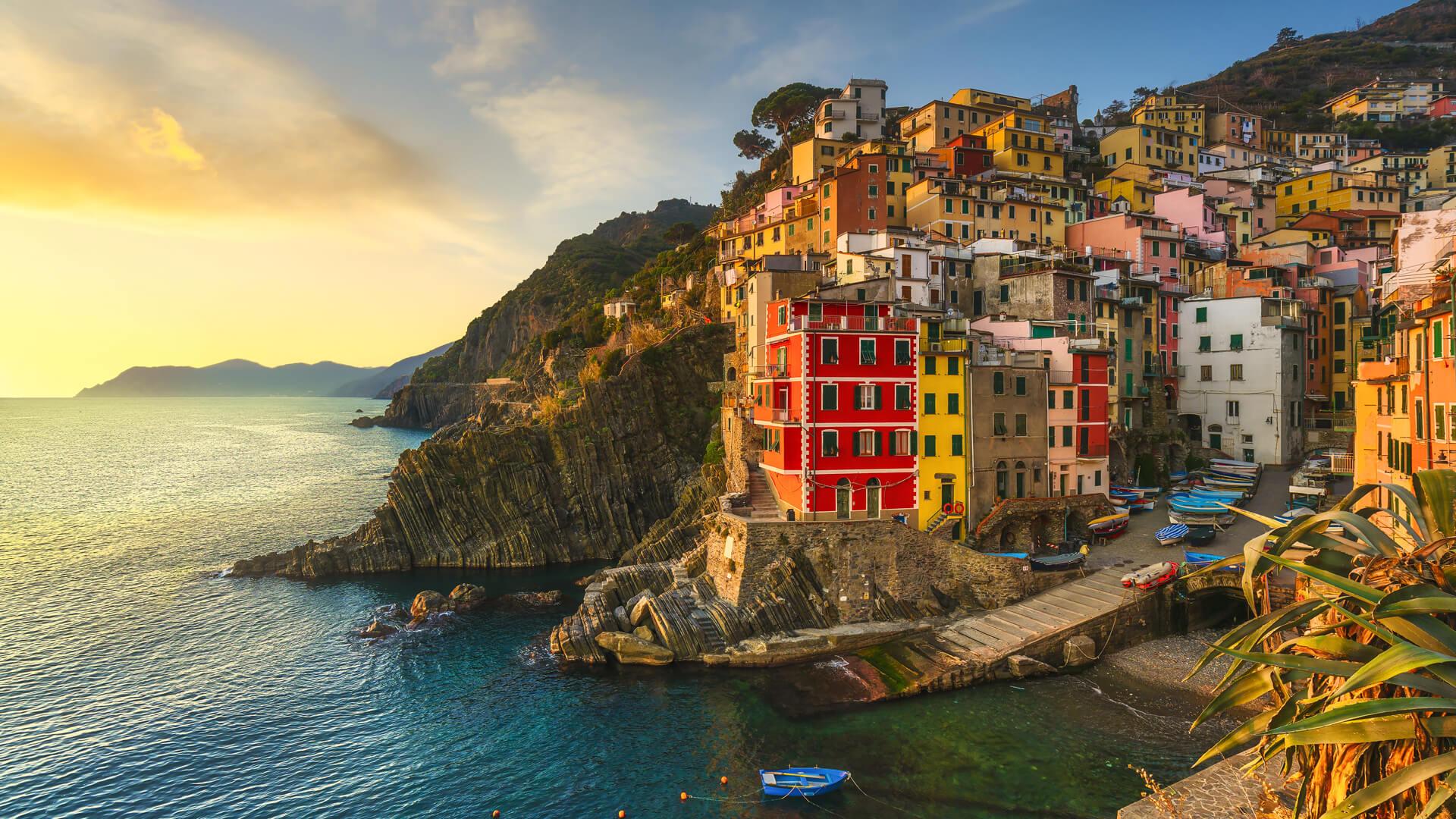 Cinque Terre Premium: Komplette Tour durch die 5 Dörfer mit Zug und lokalem Reiseleiter