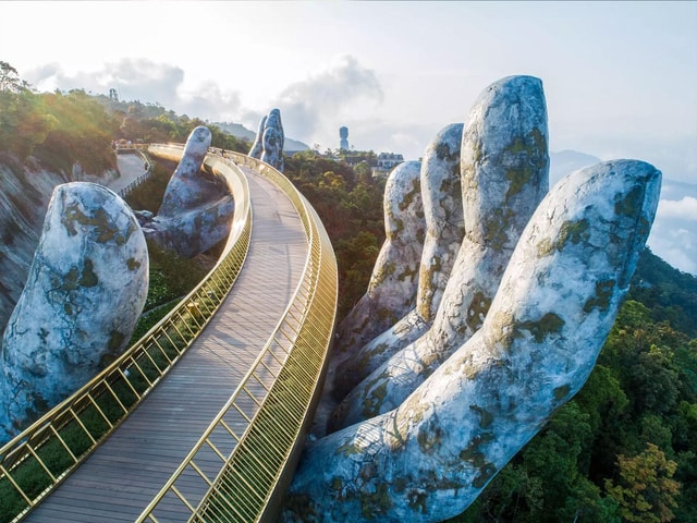 Hoi An: Ba Na Hills and Golden Bridge Private Tour