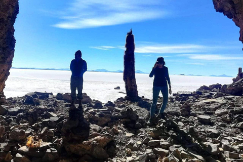 Uyuni: 2-Daagse Salar de Uyuni en Treinkerkhof Tour