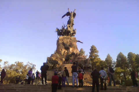 Mendoza: City Tour with Parque San Martín, Cerro de la Gloria and Chocolate