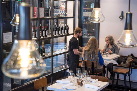 Chișinău: City Tour, Wine Painting Workshop, & Tasting