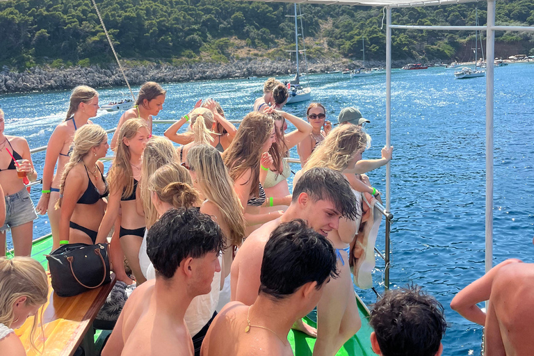 Dubrovnik: Sunset Boat Party with DJ & Blue Lagoon Swim Stop