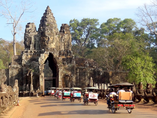 Private Angkor Wat, Small Tour with Local Guide by Tuk Tuk