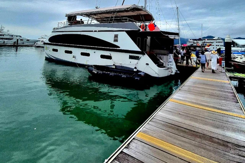 Langkawi: Premium Sunset Slide Cruise with Buffet & Drinks