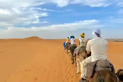 Desde Marrakech: Desierto de 3 días con estancia en campamento, camello y comidas