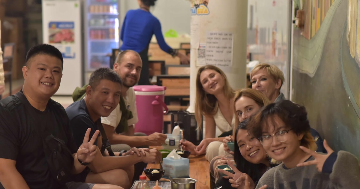 Hanoi: Private Street Food Walking Tour w/ a Real Foodie