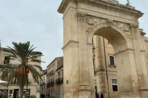from Syracuse: Noto, Marzamemi and Wine tasting on Avola