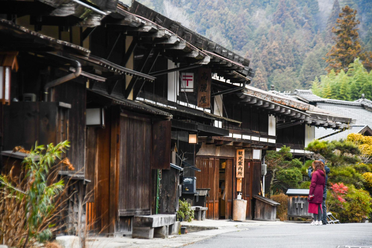 Från Nagoya: Enakyo, Magome-juku &amp; Tsumago-juku 1D BussturKinesiska (8:20 Mötesplats)