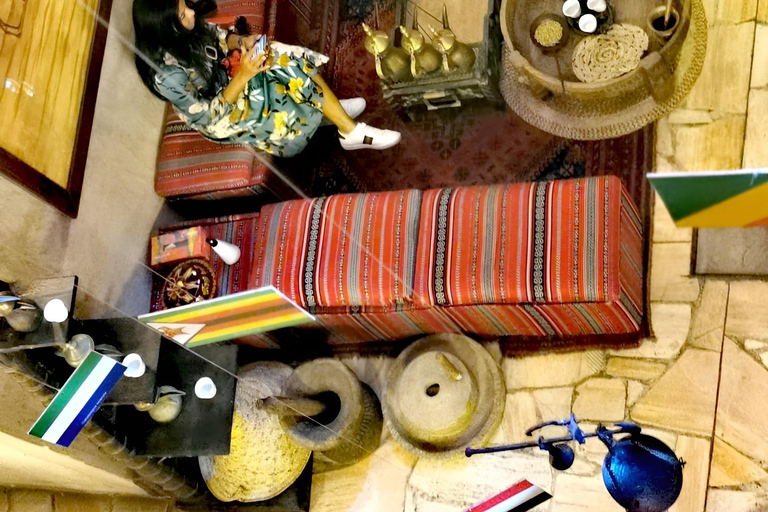 迪拜老城漫步之旅，阿布拉游船和街头美食老城区、当地市场和街头小吃徒步之旅 - 私人