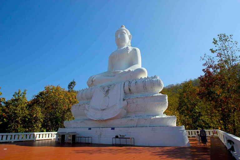 From Chiang Mai: Day Tour to Pai Highlights by Private Car