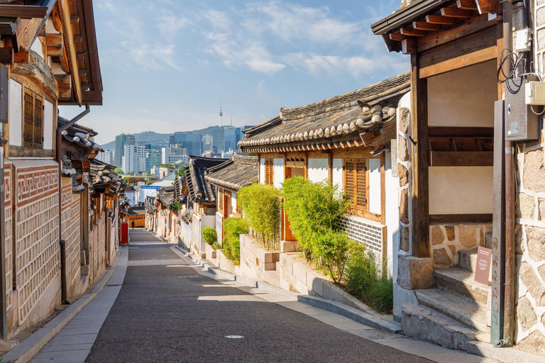 Seoul: Royal Palaces, Secret Garden & Hanok Village Tour Shared Tour Palaces & City Wall Tour