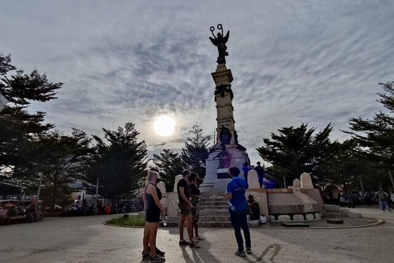 San Salvador : Tour de ville, parc El Boquerón et dégustation de Pupusa