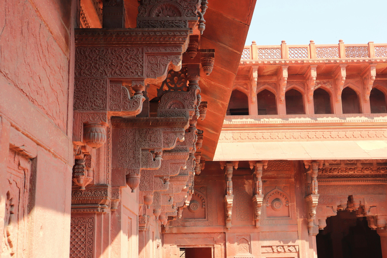 Au départ de Delhi : excursion privée d&#039;une journée au Taj Mahal et à AgraVisite d&#039;une jounée avec déjeuner et billets pour les monuments, tout compris