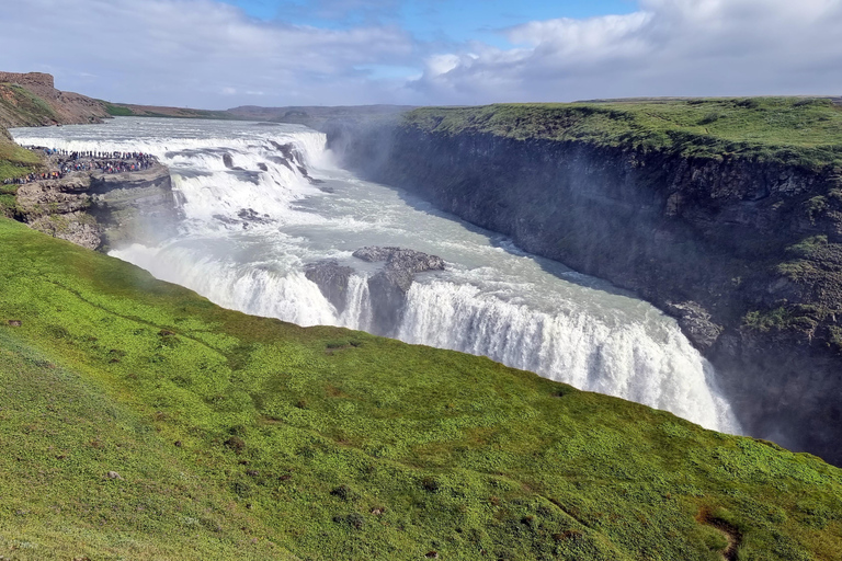 Golden Circle and South Coast. Day Tour