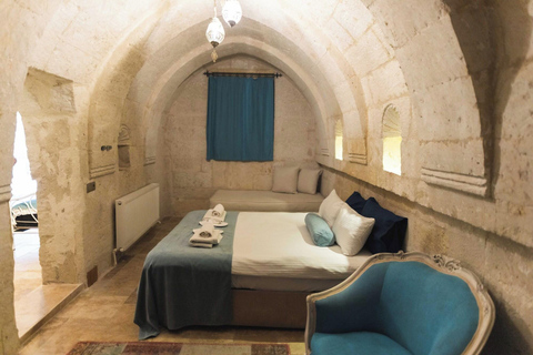 Antalya: Cappadocia Tour with Cave Hotel & Balloon Watching Tour with Cave Hotel Stay