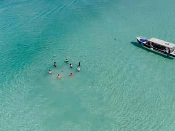 Bacalar Lagoon Sightseeing Boat Tour with Open Bar & Snack