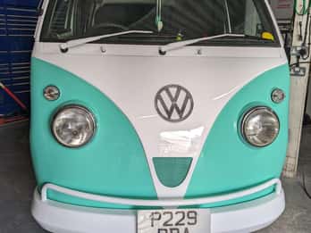 Quirky Theatre Transport